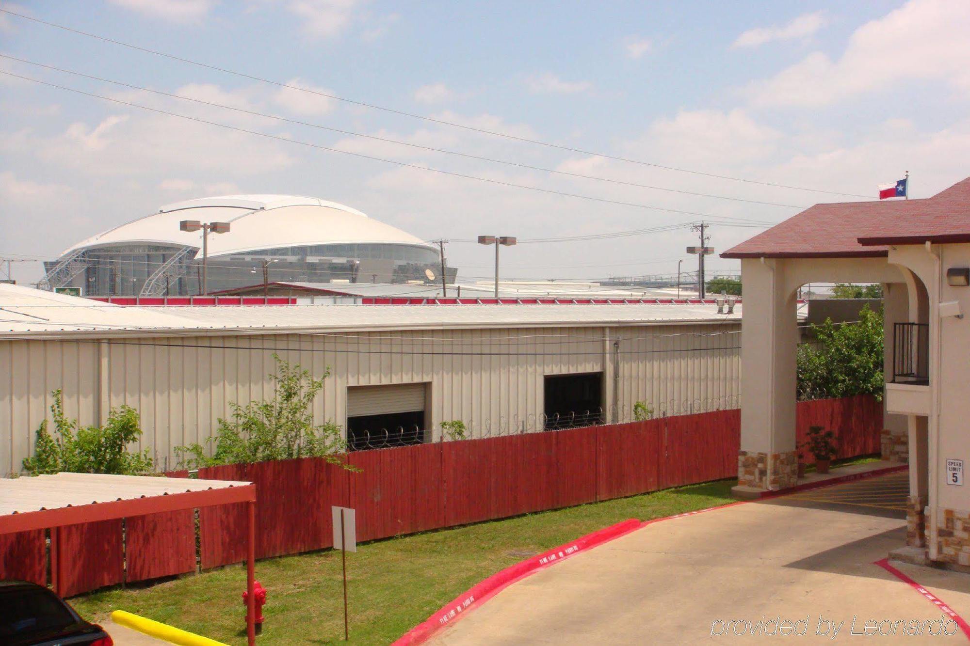 Executive Inn Of Arlington, Near At&T Stadium Экстерьер фото